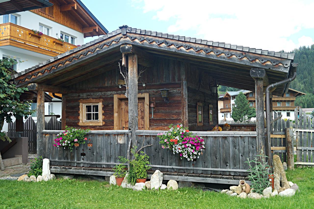 Sieglhub Chalets - Appartements - Hotel Flachau Exterior foto